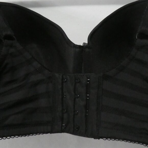 DEESSE LINGERIE | 42 DD | Black and Grey Striped Full Coverage Bra | Underwire - Picture 12 of 16